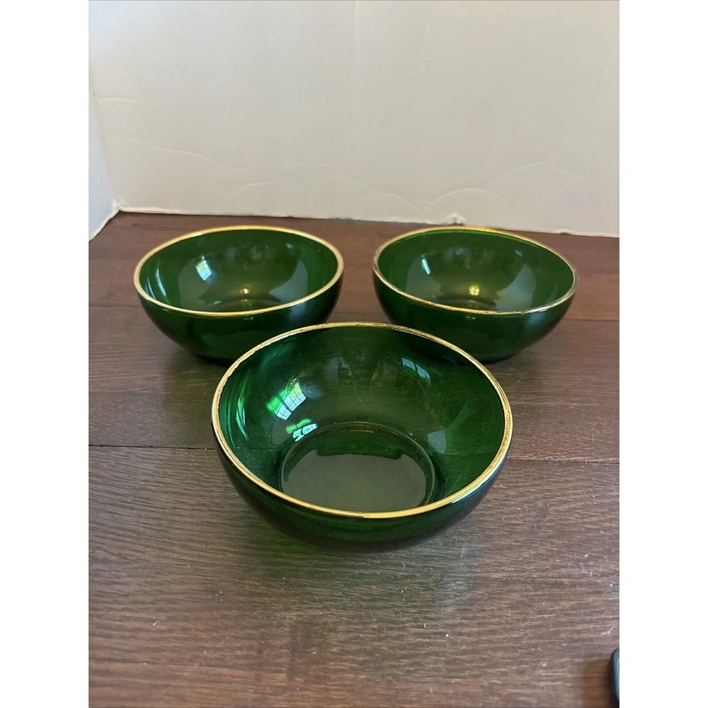 Vintage Anchor Hocking Emerald Green 5.25